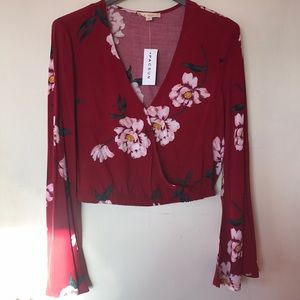 Cute floral blouse!